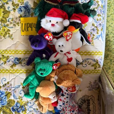 Sale Photo Thumbnail #133: Beanie Babies, other stuffed animals