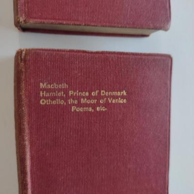 The Complete Works of William Shakespeare- Six Volumes