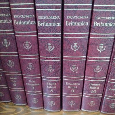 Encyclopaedia Britannica 1969 Printing- 23 Volumes and Index