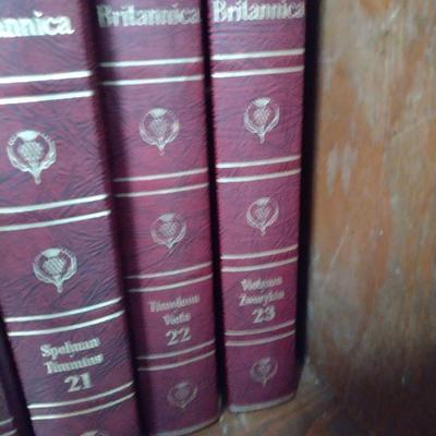 Encyclopaedia Britannica 1969 Printing- 23 Volumes and Index