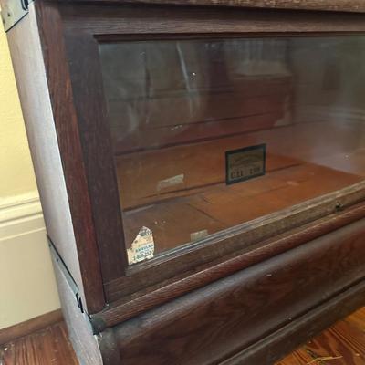 Globe-Wernicke Stacking Barrister Bookcase – 5 Sections