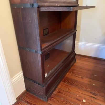 Globe-Wernicke Stacking Barrister Bookcase – 5 Sections
