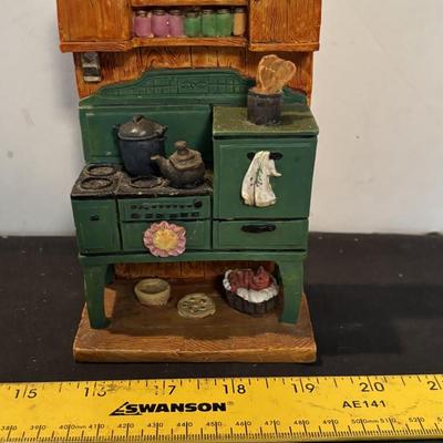 Miniature Vintage Kitchen