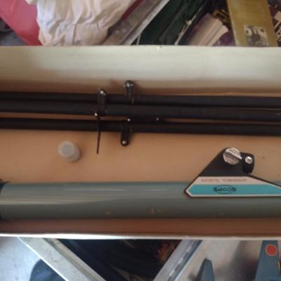 Vintage SCOPE Astronomical Lunar Telescope- Model 2551