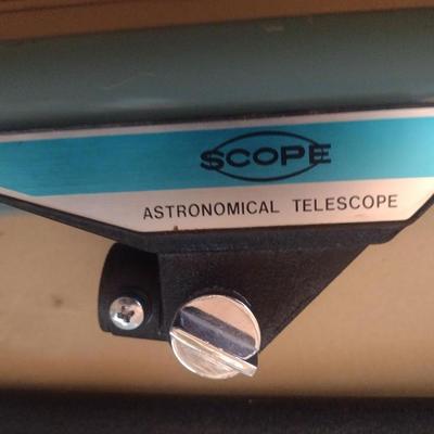 Vintage SCOPE Astronomical Lunar Telescope- Model 2551