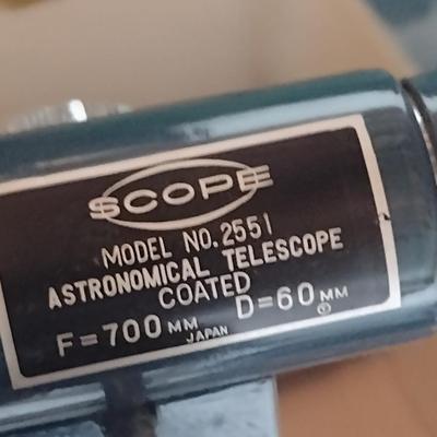 Vintage SCOPE Astronomical Lunar Telescope- Model 2551