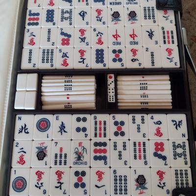 Vintage Mah-Jong Set with Case