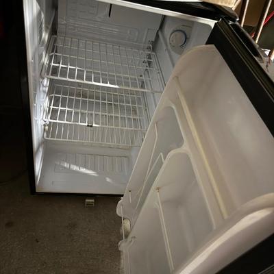 Mini fridge