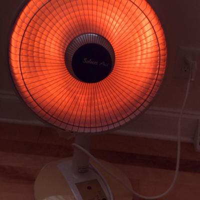 Soleus Air Oscillating Halogen Heater- Model MS-10R