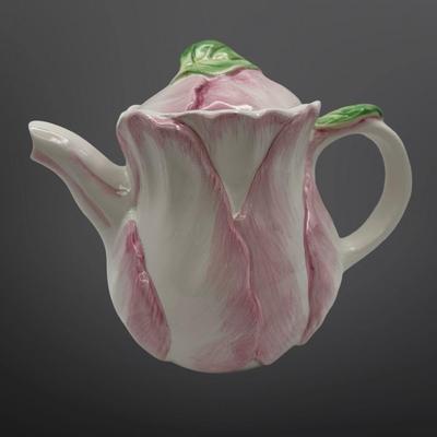 Vintage Spring BOMBAY Co. Floral Tea Set -.1992