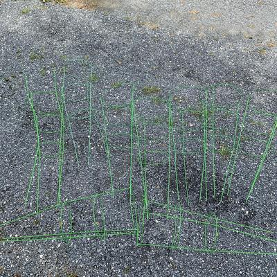 G335 Light Green Garden Cages