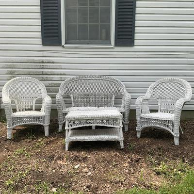 G339 Wicker Furniture