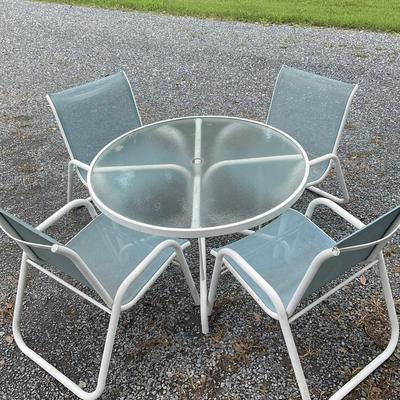 G343 Outdoor Glass Table With Four Chairs