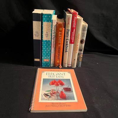 Julia Childs & More Cookbooks (C-MG)