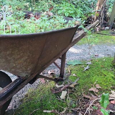 Decorative Wheel Barrow Planter (SY-EL)