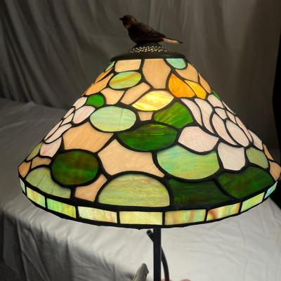 Bird Floor Lamp with Stained Glass Shade (D-MG)