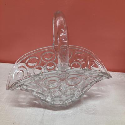 Sale Photo Thumbnail #35: Lot of 1 lead crystal bowl and 3 cut glass pieces. Tallest item is 8" high.