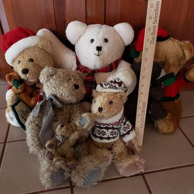 LOT 302F: Vintage Teddy Bear Collection; Holiday Bears and Others