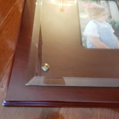 LOT 303F: Large Collage Frames; Bombay and Winterthur Exclusive