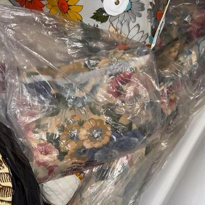 Sale Photo Thumbnail #345: Magazines, tons of extra fabric scraps, large roll of drapery fabric