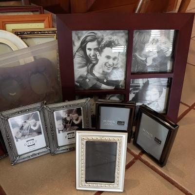 LOT 304D: Large Assortment of Beautiful New Frames