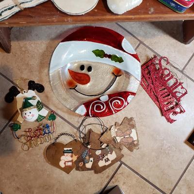 LOT 306B: Huge Collection of Snowman Themed Winter Seasonal Decor
