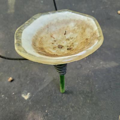 Hummingbird Feeders and Accessories (S-EL)
