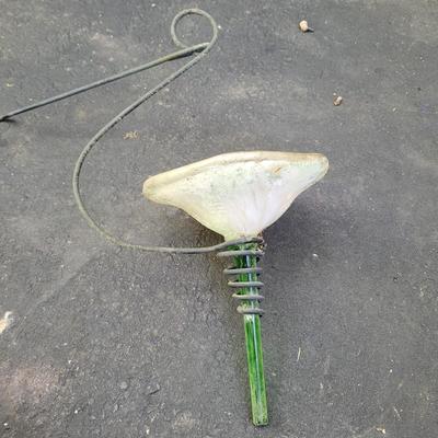 Hummingbird Feeders and Accessories (S-EL)