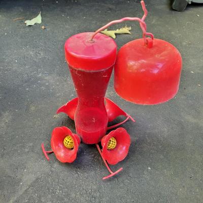 Hummingbird Feeders and Accessories (S-EL)