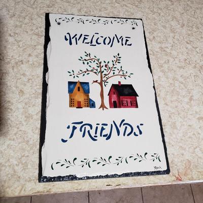 LOT 307B: Outdoor Decor; 8 Slate Wall Hangings, 7 Outdoor Seasonal Flags, 6 Assorted Throw Rugs