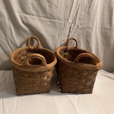 Loads of Baskets (D-MG)