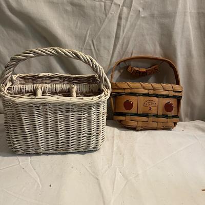 Loads of Baskets (D-MG)