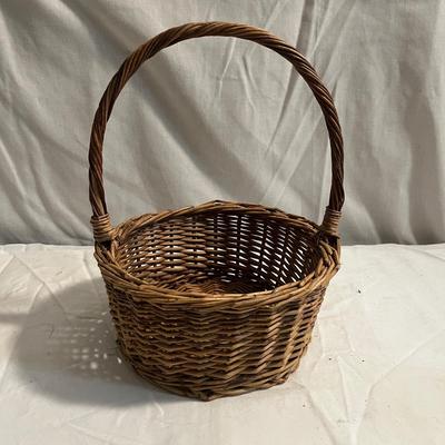 Loads of Baskets (D-MG)