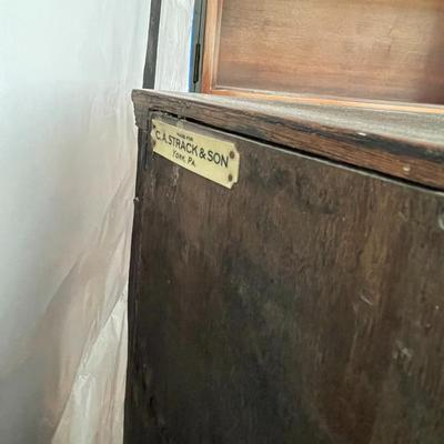 Vintage C.A. Strack & Son single-door glass cabinet/bookcase