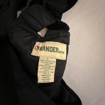 London Fog, Lands End, St John’s Bay & More Women’s Winter Jackets Size M/L (GB1-RG)