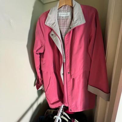 London Fog, Lands End, St John’s Bay & More Women’s Winter Jackets Size M/L (GB1-RG)