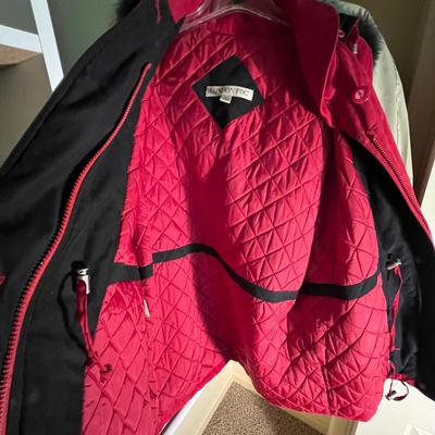 London Fog, Lands End, St John’s Bay & More Women’s Winter Jackets Size M/L (GB1-RG)