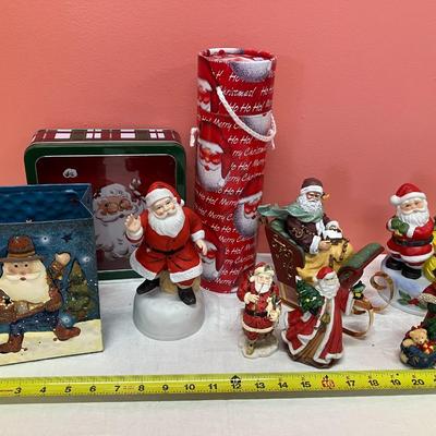 Sale Photo Thumbnail #155: Lot of 9 various Santa items/decor/figurines
