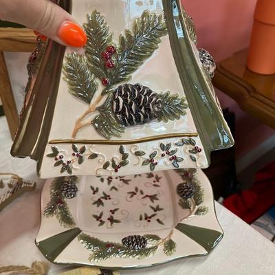 Sale Photo Thumbnail #169: Grouping of pine tree themed holiday decor including: Large NOEL block letters, 5 word hanging decor pieces, 2 small shadow boxes and a Yankee candle plate/topper set