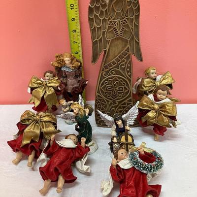 Sale Photo Thumbnail #185: Grouping of 4 angel figurines and 6 vintage angel ornaments