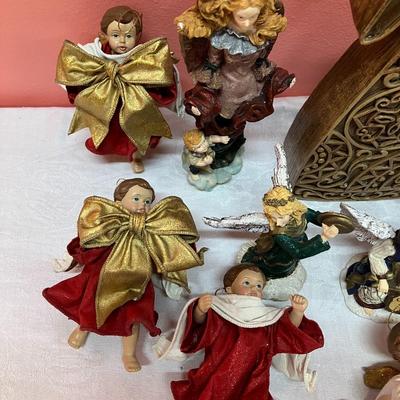 Sale Photo Thumbnail #182: Grouping of 4 angel figurines and 6 vintage angel ornaments