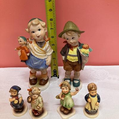 Sale Photo Thumbnail #210: Grouping of 2 - 8" Arnart Japanese figurines and 6 - 3" Hummel figurines