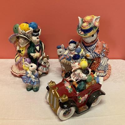 Sale Photo Thumbnail #223: Grouping of Fitz & Floyd bunny pieces