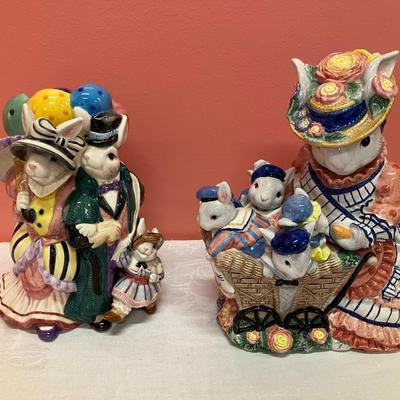 Sale Photo Thumbnail #224: Grouping of Fitz & Floyd bunny pieces