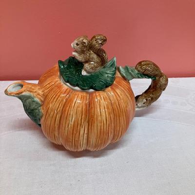 Sale Photo Thumbnail #234: Fitz & Floyd pumpkin tea pot