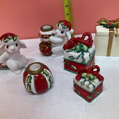 Sale Photo Thumbnail #239: Set of 6 small pieces of Fitz & Floyd Christmas decor