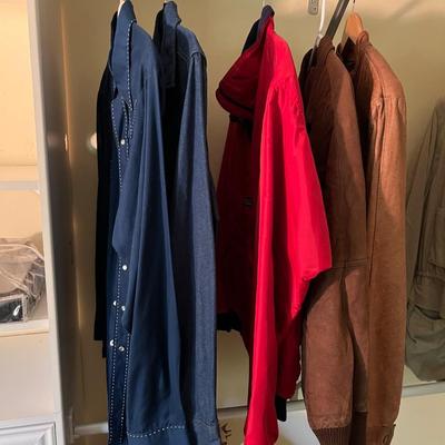 Dubbleware Jeans, Patagonia + Leather Bomber Jacket & More Vintage Clothing (GB2-RG)