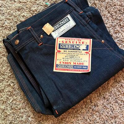 Dubbleware Jeans, Patagonia + Leather Bomber Jacket & More Vintage Clothing (GB2-RG)