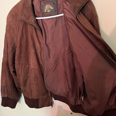Dubbleware Jeans, Patagonia + Leather Bomber Jacket & More Vintage Clothing (GB2-RG)