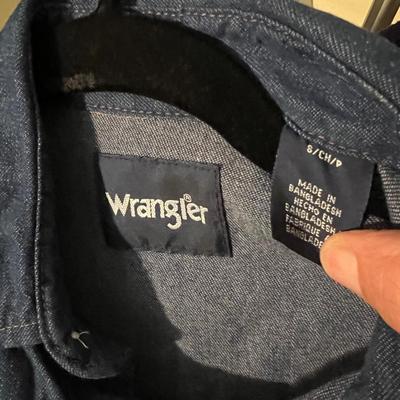 Dubbleware Jeans, Patagonia + Leather Bomber Jacket & More Vintage Clothing (GB2-RG)